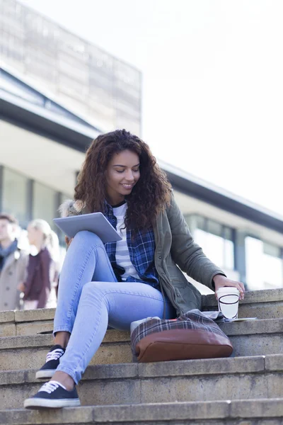 Female Studying Outdoors — Stock Photo, Image