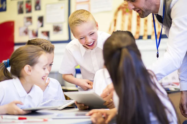 Vrienden in de klas — Stockfoto