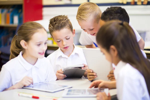 Friends in the Classroom — Stock Photo, Image