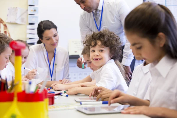 Feliz na escola — Fotografia de Stock