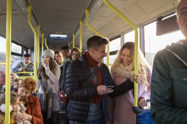Otobüstekiler.
