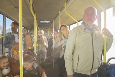 Otobüstekiler.