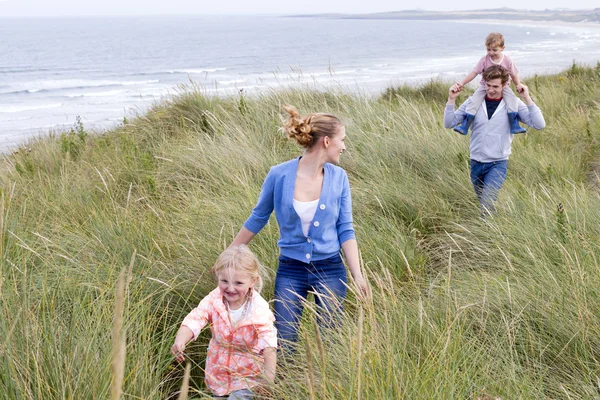 Happy family of four — Stock Photo, Image