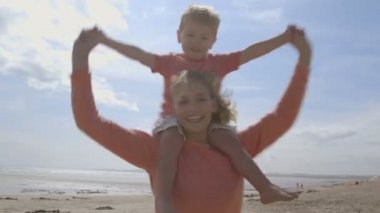 Çevresinde dönüyorum!