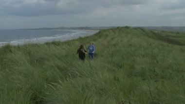 Dışarı kardeş gün