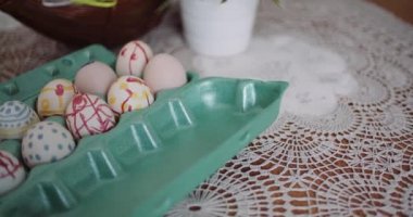 Dekorasyon Tablosundaki Paskalya Yumurtaları