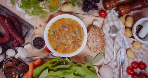 南瓜籽面包在碗中的新鲜食材 — 图库视频影像