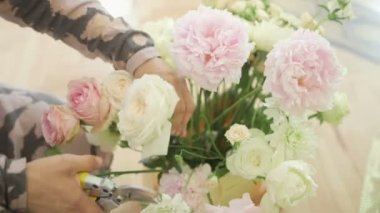 Düğünde masa süslemeleri.