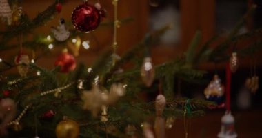 çeşitli noel ağacı süslemeleri Noel baloları
