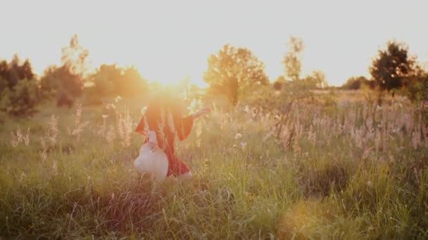 Portrait of Positive Smiling Woman at Sunset — Stok Video