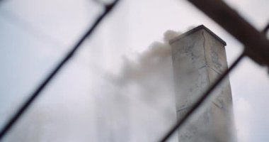 Ekoloji, şehirde baca dumanı. Sis ve kirlilik