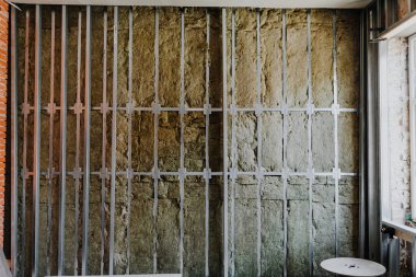 Mineral yünlü tavan arası yalıtımı