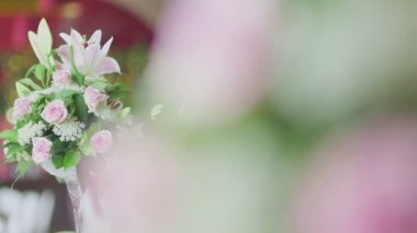 Süslü Konforlu Masa Düğün Resepsiyonunda Düğün Çiçekleri