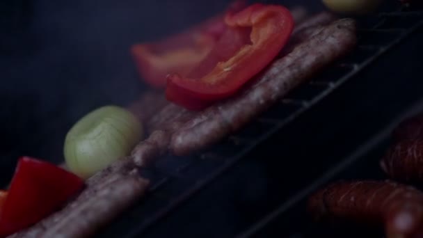 Salsicha de churrasco quente - Stock Footage — Vídeo de Stock