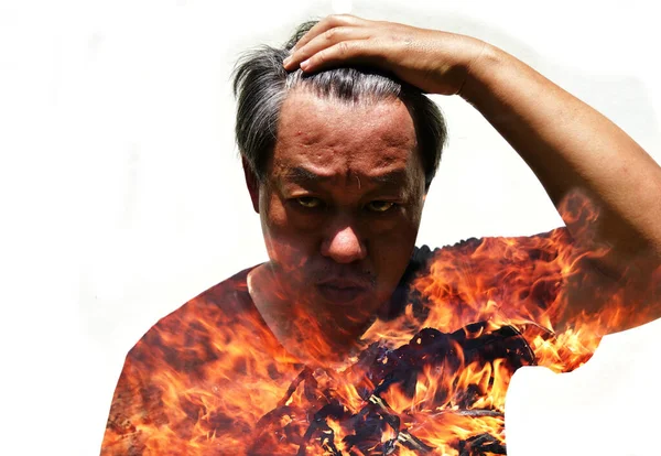 아시아 불꽃의 배경에 고립화 사람의 발생하고 스트레스가 신체에 영향을 미치고 — 스톡 사진