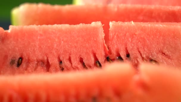 Slices Κόκκινο Νόστιμο Καρπούζι Υψηλής Ποιότητας Πλάνα — Αρχείο Βίντεο