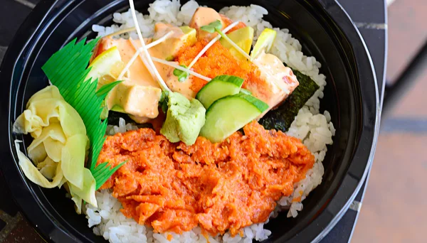 Suchi Japon yemek ayarla