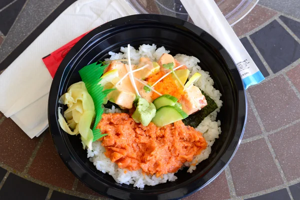 Suchi Japon yemek ayarla