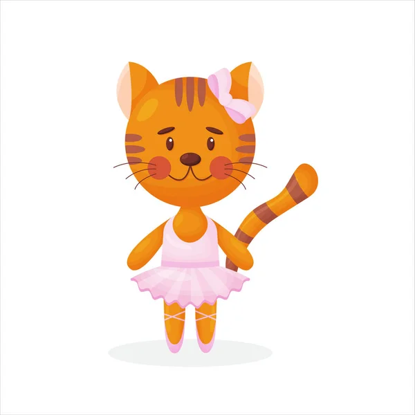 Feliz gato bonito gatinho personagem bailarino de balé em sapatos pontiagudos e tutu saia ilustração isolada no fundo branco — Vetor de Stock