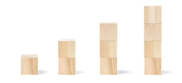 Holzblöcke Und Geometrische Würfel Die Aus Einem Bis Vier Einzelteilen — Stockfoto