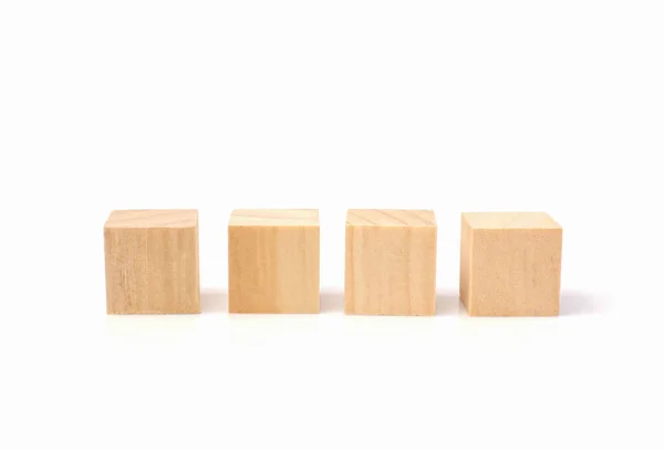 Vier Leere Geometrische Holzwürfelblöcke Isoliert Auf Weißem Hintergrund — Stockfoto