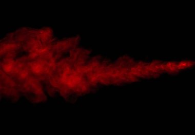 Kırmızı dumanı nemlendiriciden püskürterek yakın plan çek. Siyah arkaplanda izole