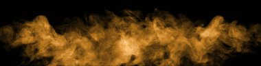 Turuncu altın tozu dumanı ya da sis efekti siyah zemin üzerinde izole edilmiş, yangın tasarımı, enerji konsepti, sinematik sahne, hareket efekti, dijital sanat eseri ve yaratıcı görsel kurgu için mükemmel..