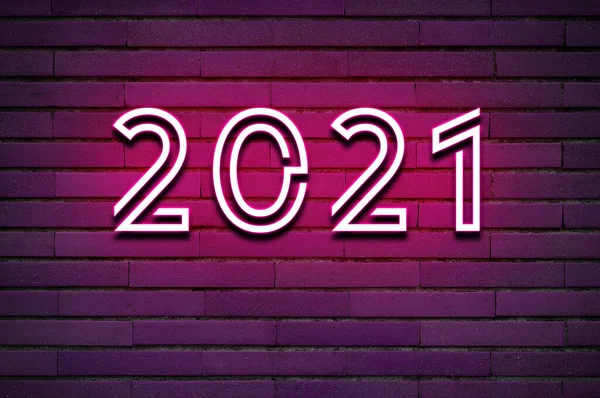 2021 Leuchtender Neon Text Ziegelwand — Stockfoto