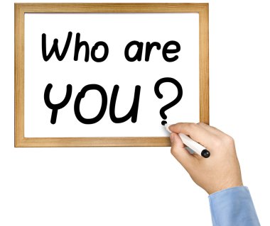 Kim beyaz tahta üzerinde yazıyoruz el