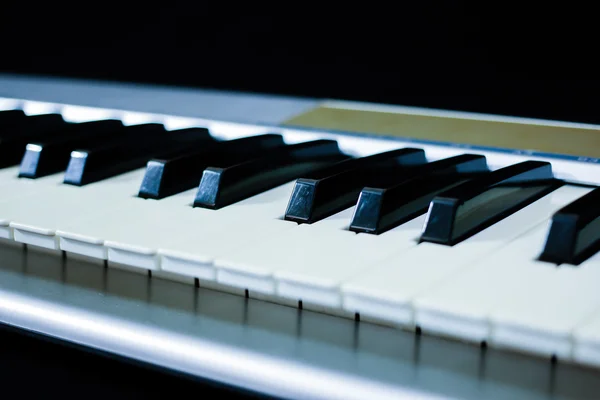 Контролер клавіатури Midi — стокове фото