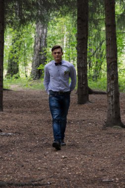 Düğün iki orman içinde