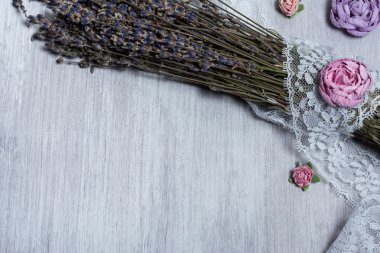 Lavanta ve gül arka plan üzerinde