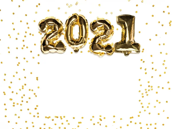 2021 gold balloons with sparkles on white background. — Stock Fotó