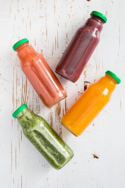 Renkli smoothies yelpazesi