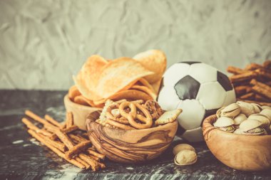 Futbol Şampiyonası izlemek için parti Gıda seçimi