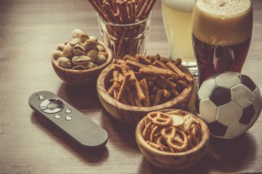Futbol Şampiyonası izlemek için parti Gıda seçimi