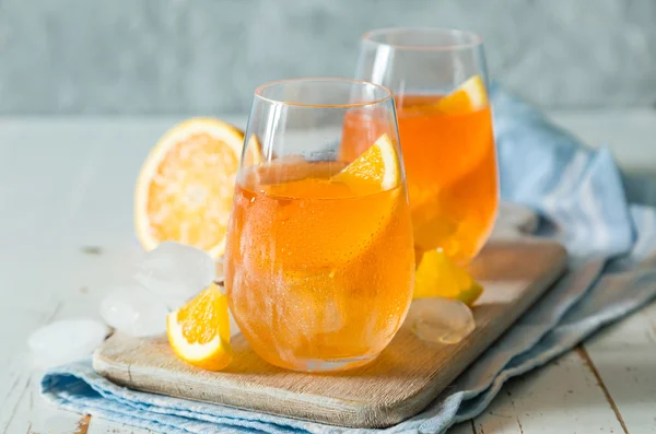 Cóctel Spitz aperol en vasos —  Fotos de Stock