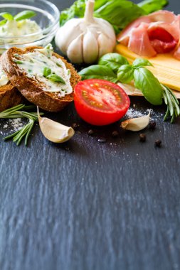 Baget sandviç malzemeler