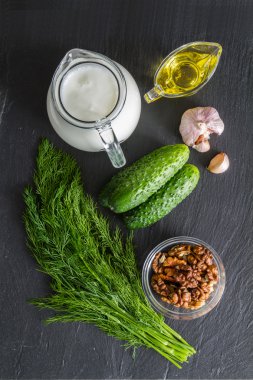 Tarator çorba malzemeleri