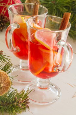 sıcak kırmızı mulled şarap