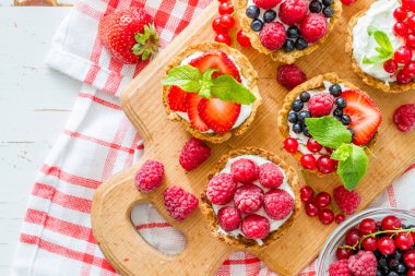 Berry Pastalar - ev yapımı