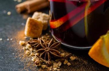 mulled şarap malzemeler