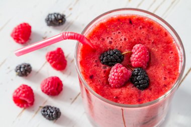 Rasberry smoothie malzemeleri