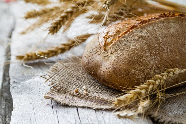 Pão natural caseiro — Fotografia de Stock