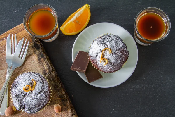 Csoki és narancs cupcakes — Stock Fotó
