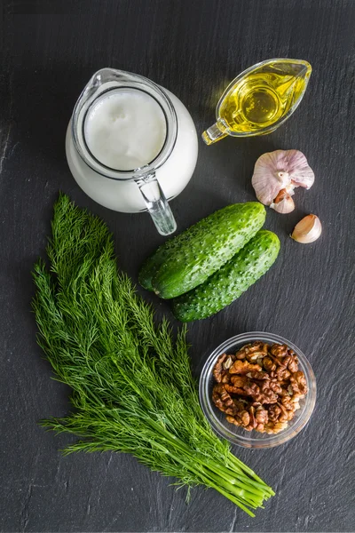 Tarator çorba malzemeleri