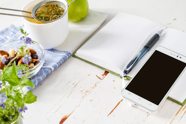 Concepto de desayuno de negocios con té — Foto de Stock