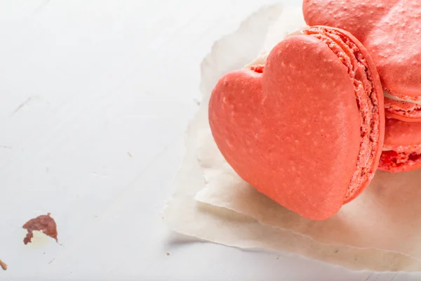 Macaroons em forma de coração — Fotografia de Stock