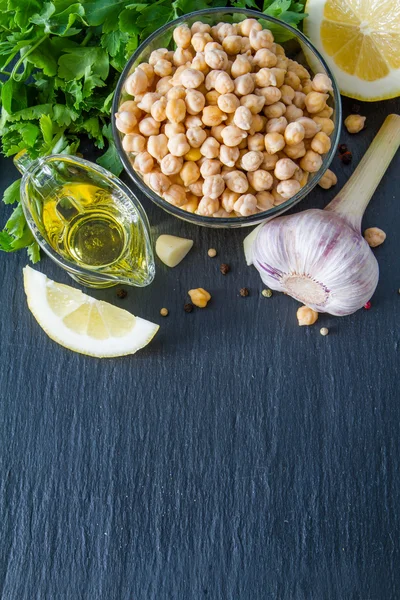 Ingredientes de húmus - grão de bico — Fotografia de Stock