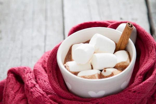 Chocolat chaud aux guimauves — Photo